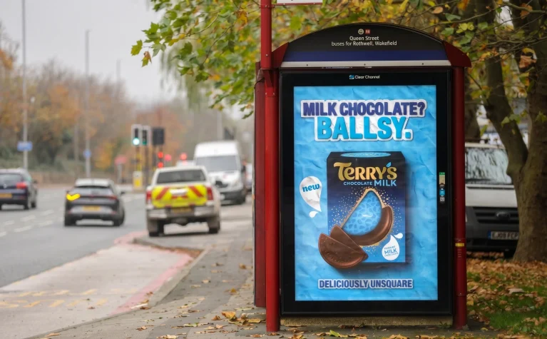 Ingilterede Yilbasi Doneminde OOH Reklamlariyla Gorunurlugunuzu Artirin